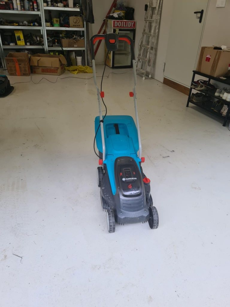 GARDENA PowerMax Li-40/32 akumulatorowa kosiarka, 32 cm 5033-20