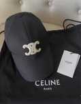 Czarna czapka Celine