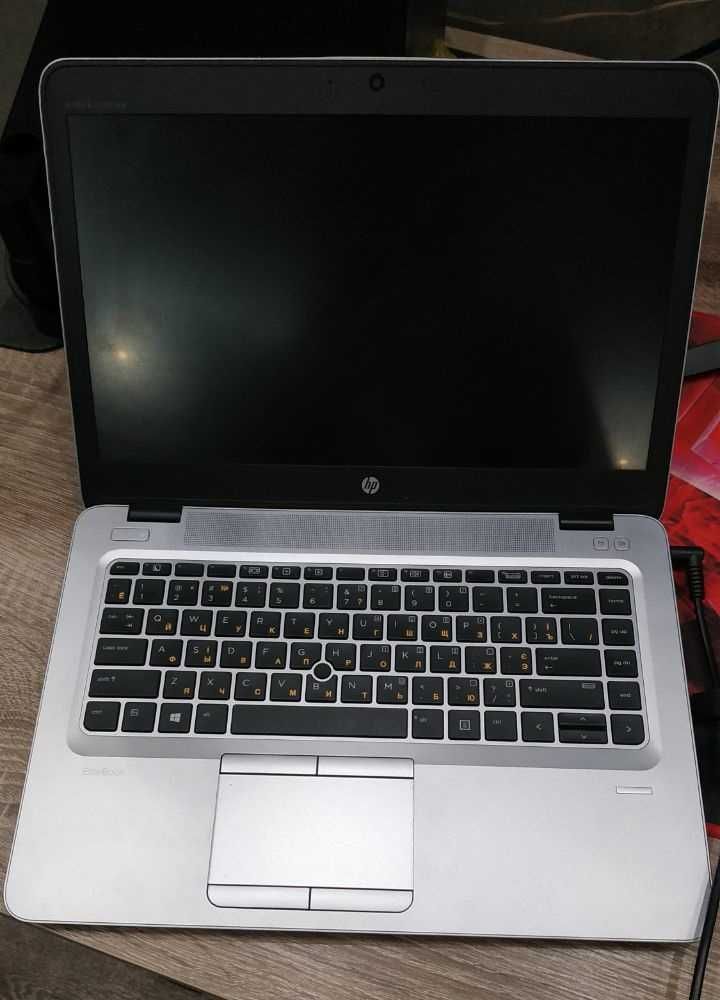 HP EliteBook MT43