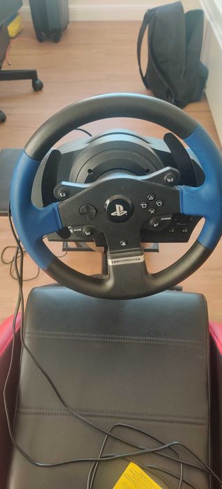 Cadeira mais volante de sim racing