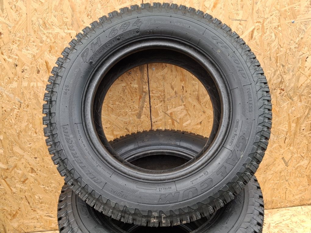 Opony terenowe 235 60 R16 All Terrain