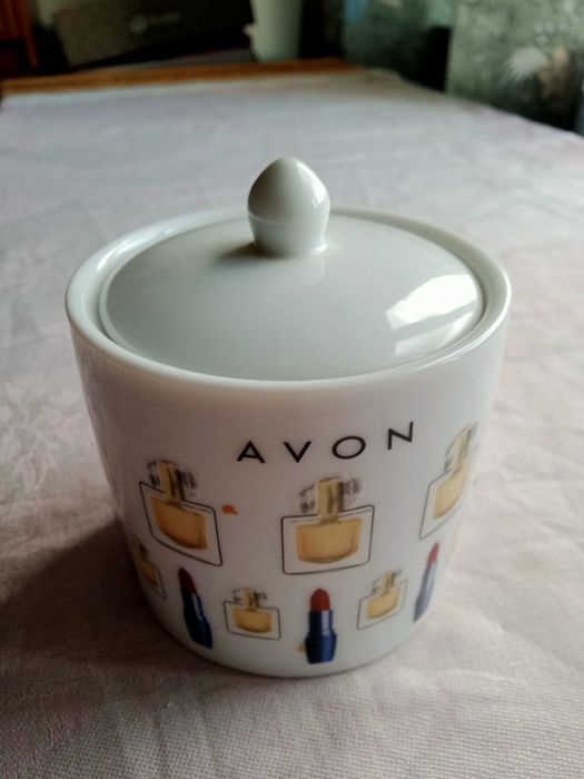 Продам сахарницу