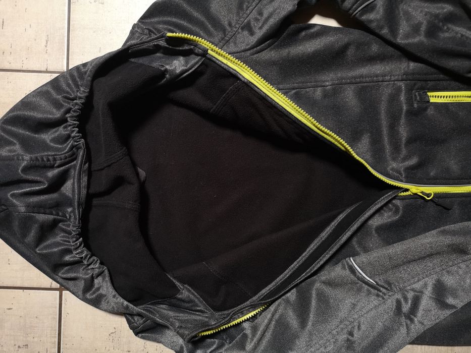 Sprzedam kurtkę młodzieżowa Softschell