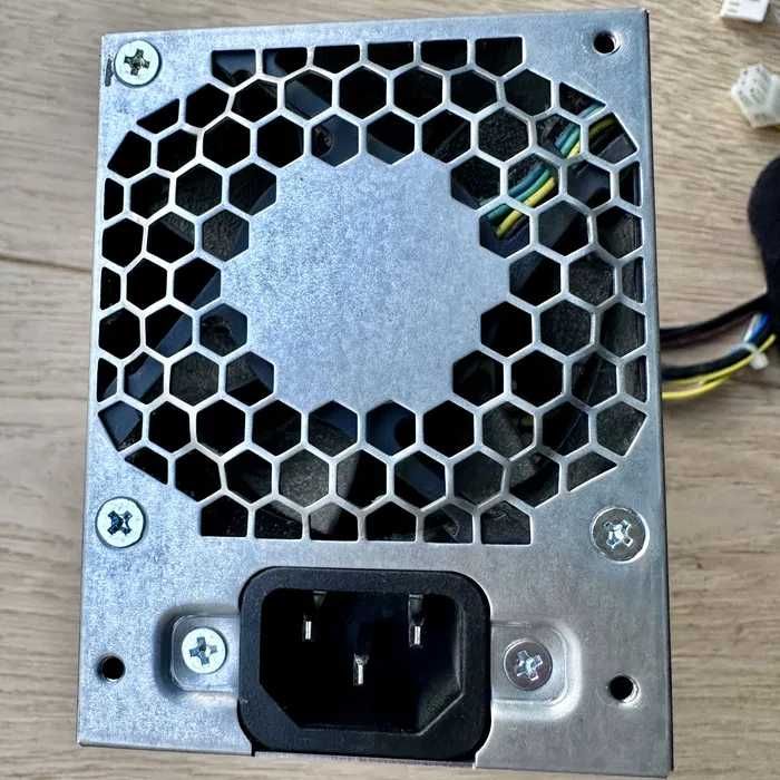 Zasilacz HP PCC002 o mocy 240W