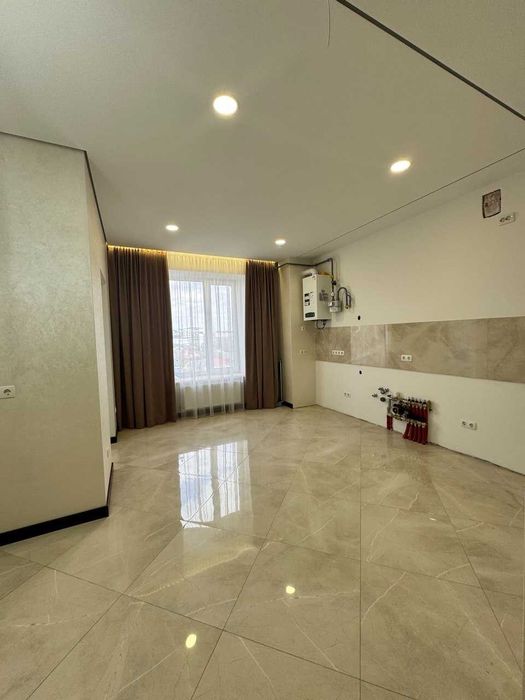 Простора квартира в центрі міста!