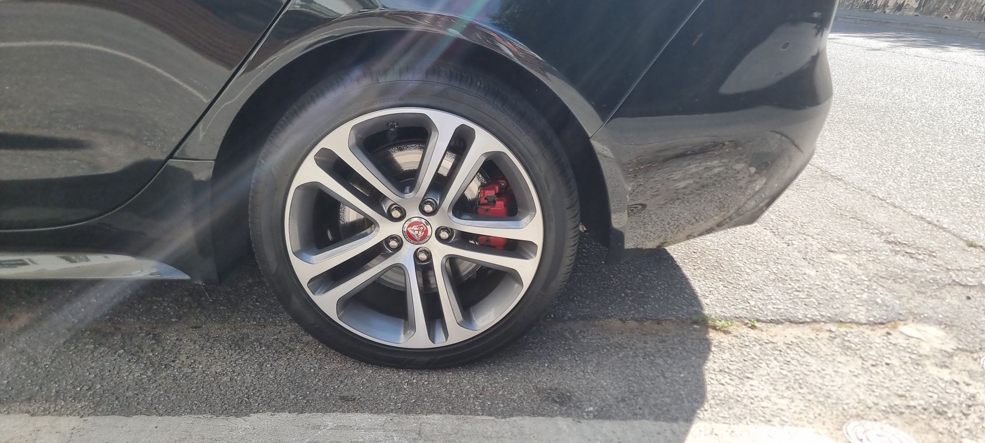 Jaguar xe r sport 3.0 V6 340CV