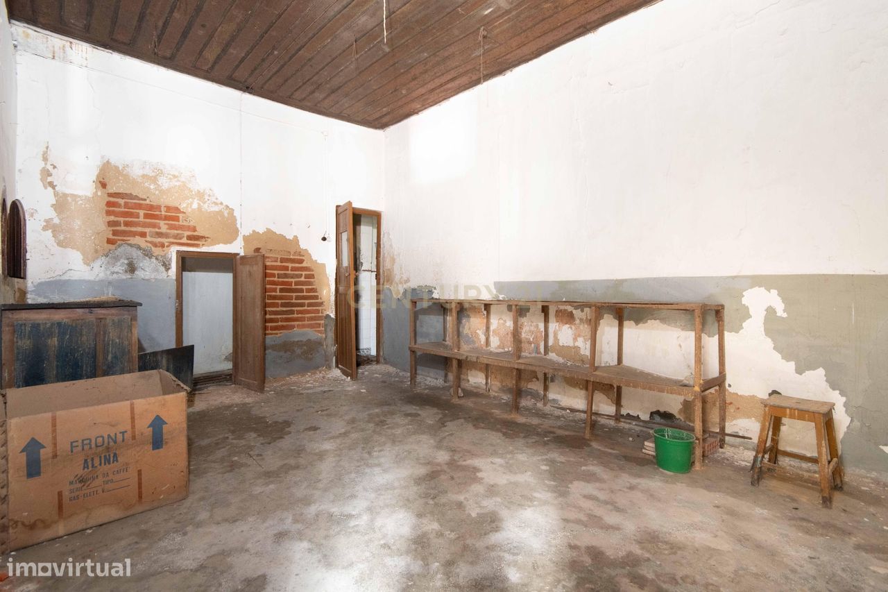 Prédio para venda no Montijo