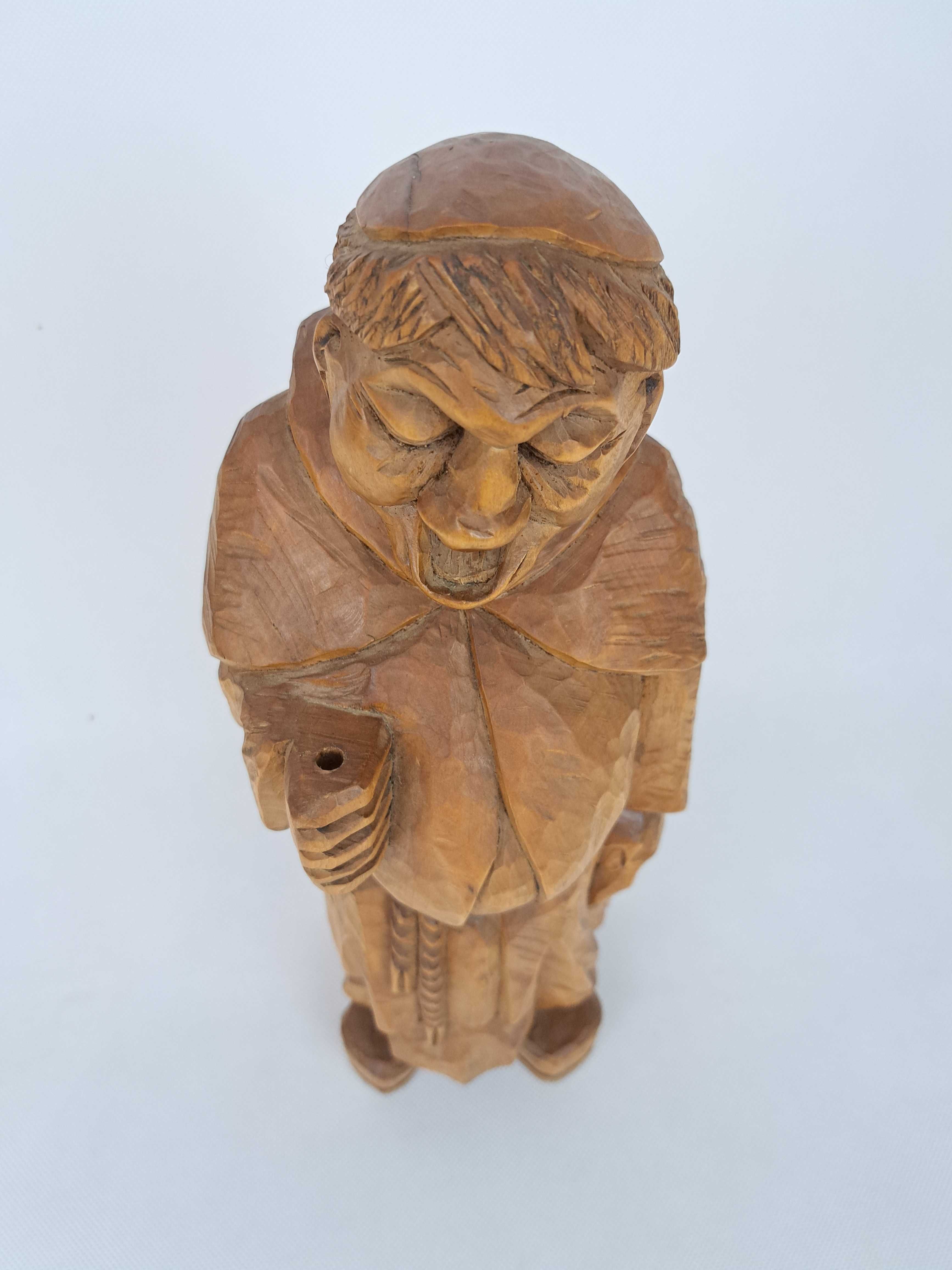 Zakonnik, mnich, rzeźba drewniana wys. 39 cm