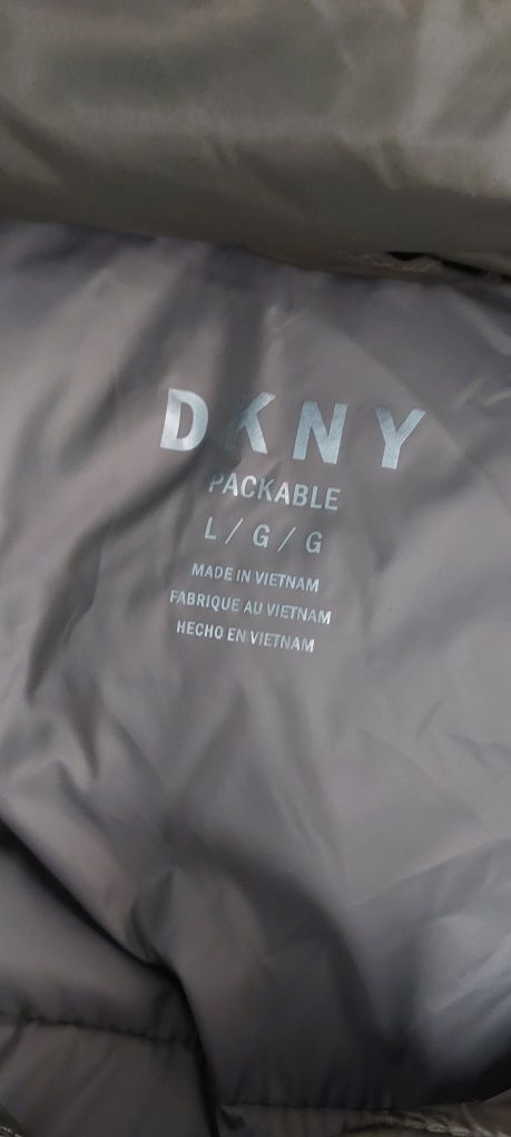 Kurtka zimowa pikowana  plaszczyk DKNY L khaki