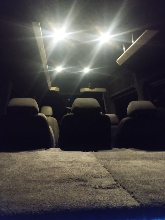 Крафтер пасажир хороший стан цікавить обмін на менший бус