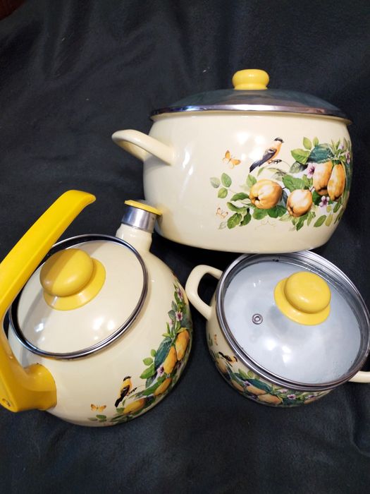 Кастрюли чайник лот