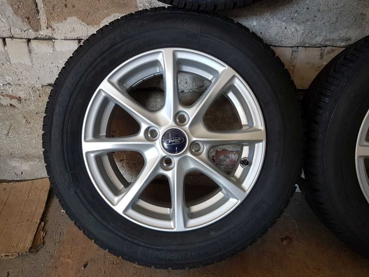 Nowe Felgi aluminiowe Ford R15 4x108 6JX15H2 ET 45 czujniki TPMS