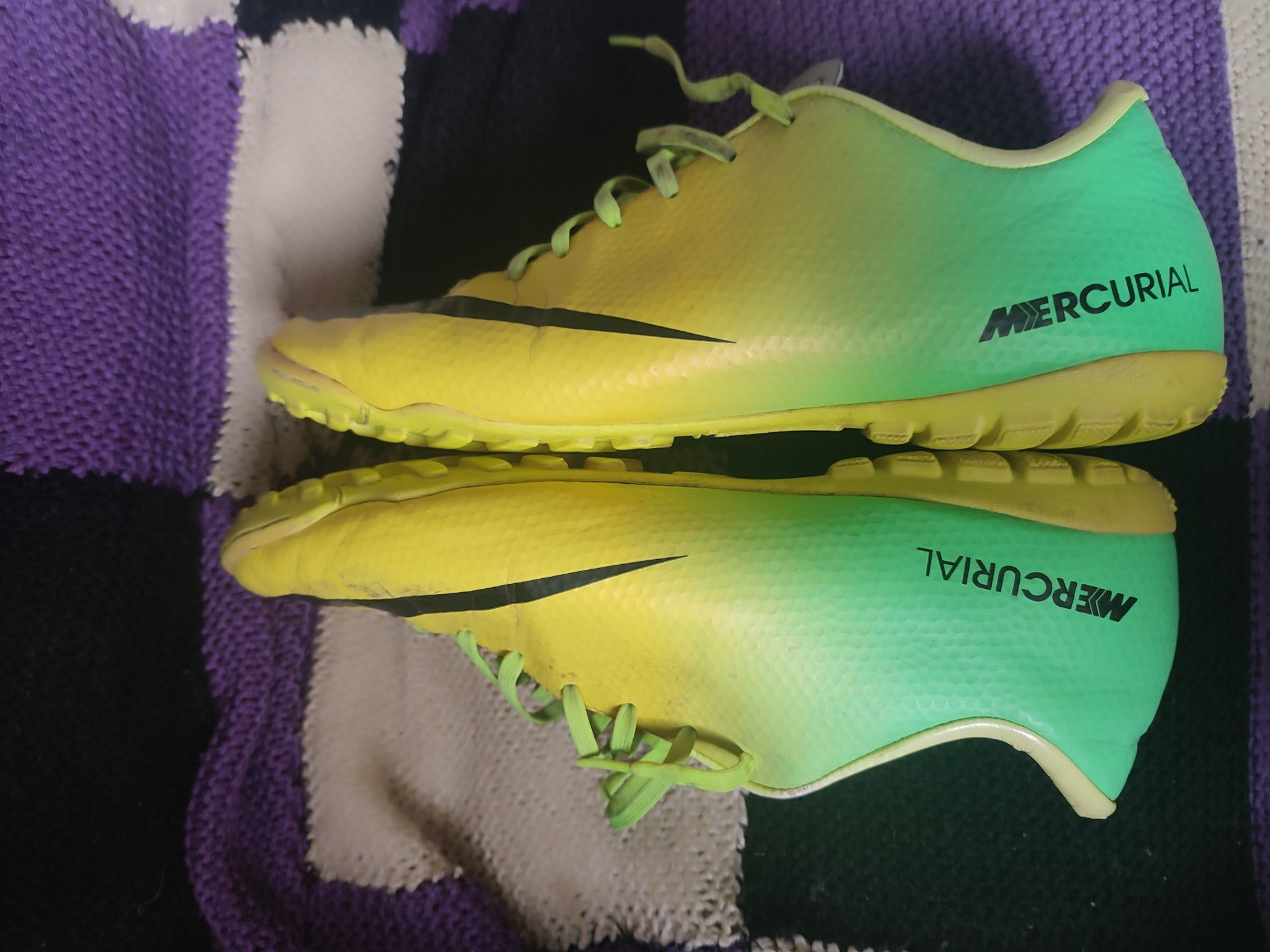 Футбольные бутсы Nike mercurial 28см