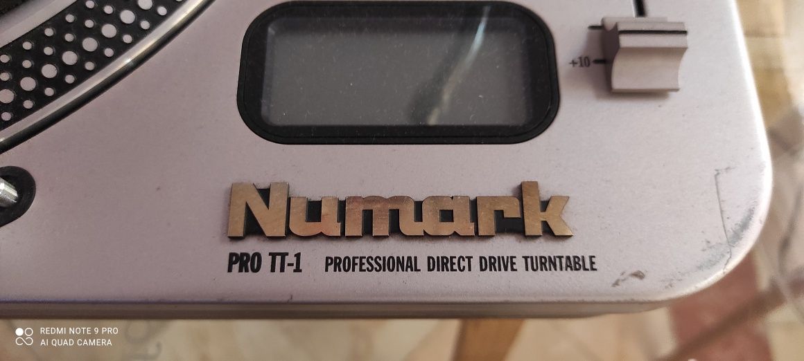 Gira Discos Numark Pro TT-1