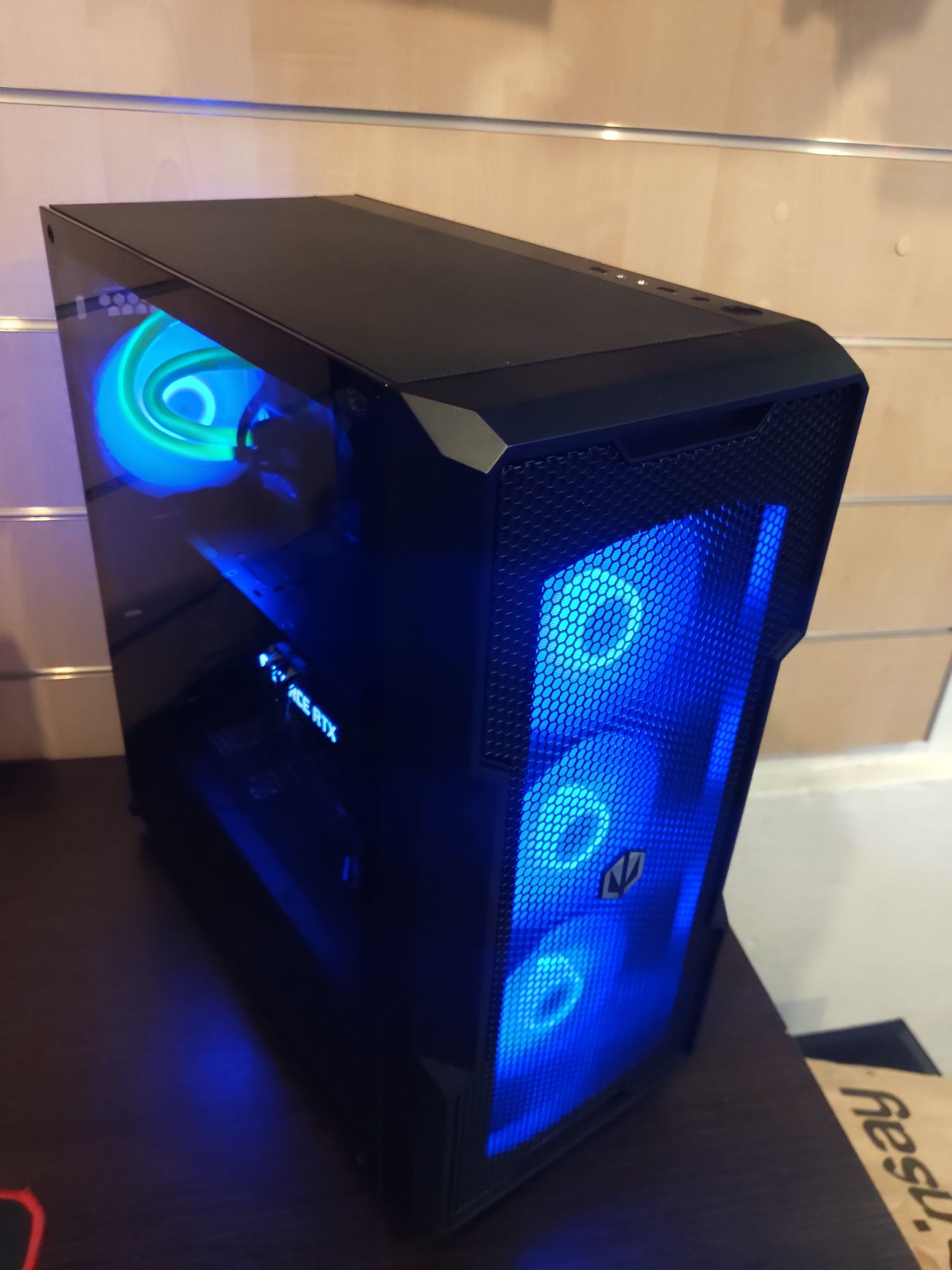 i9-13900K,LED Komputer do Gier,32 GB,RTX 3060 Ti,woda,SSD,Win 11