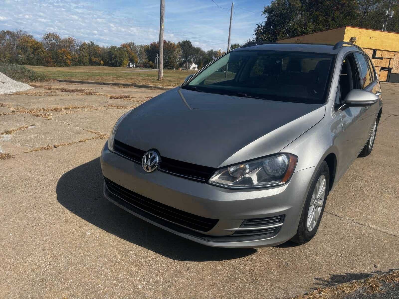 2015 Volkswagen Golf SportWagen TSI SEL