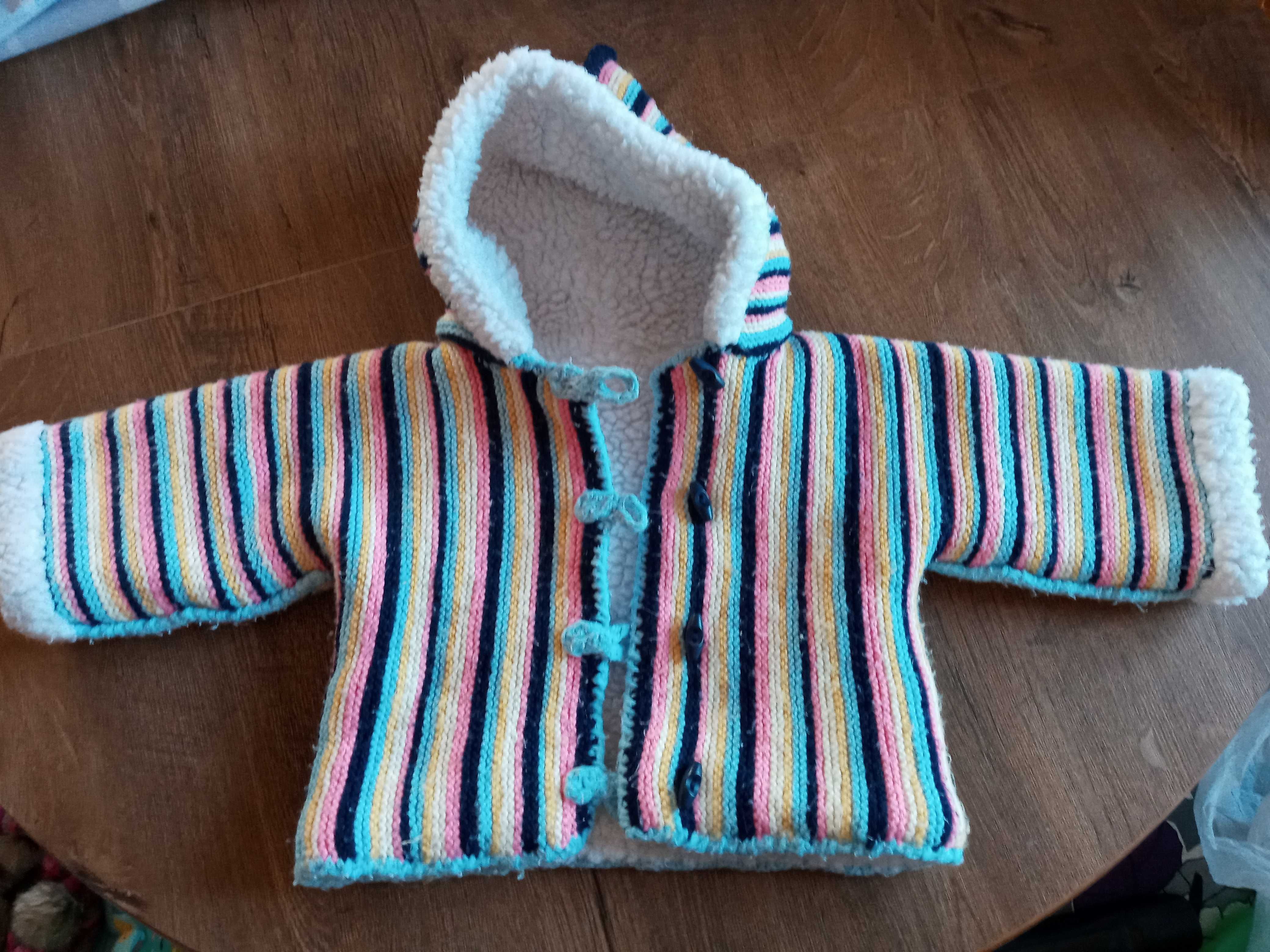 Sprzedam sweterek niemowlęcy