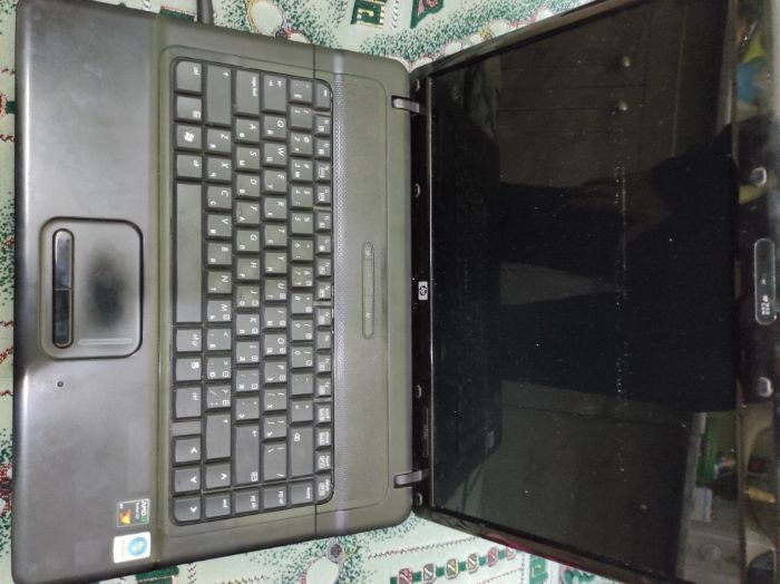 Ноутбук HP Compaq 6735s