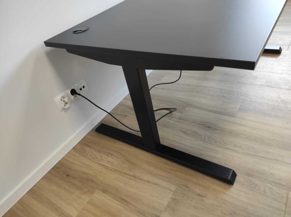 Biurko elektryczne MARO 180x90 cm – regulacja wysokości, ergonomiczne