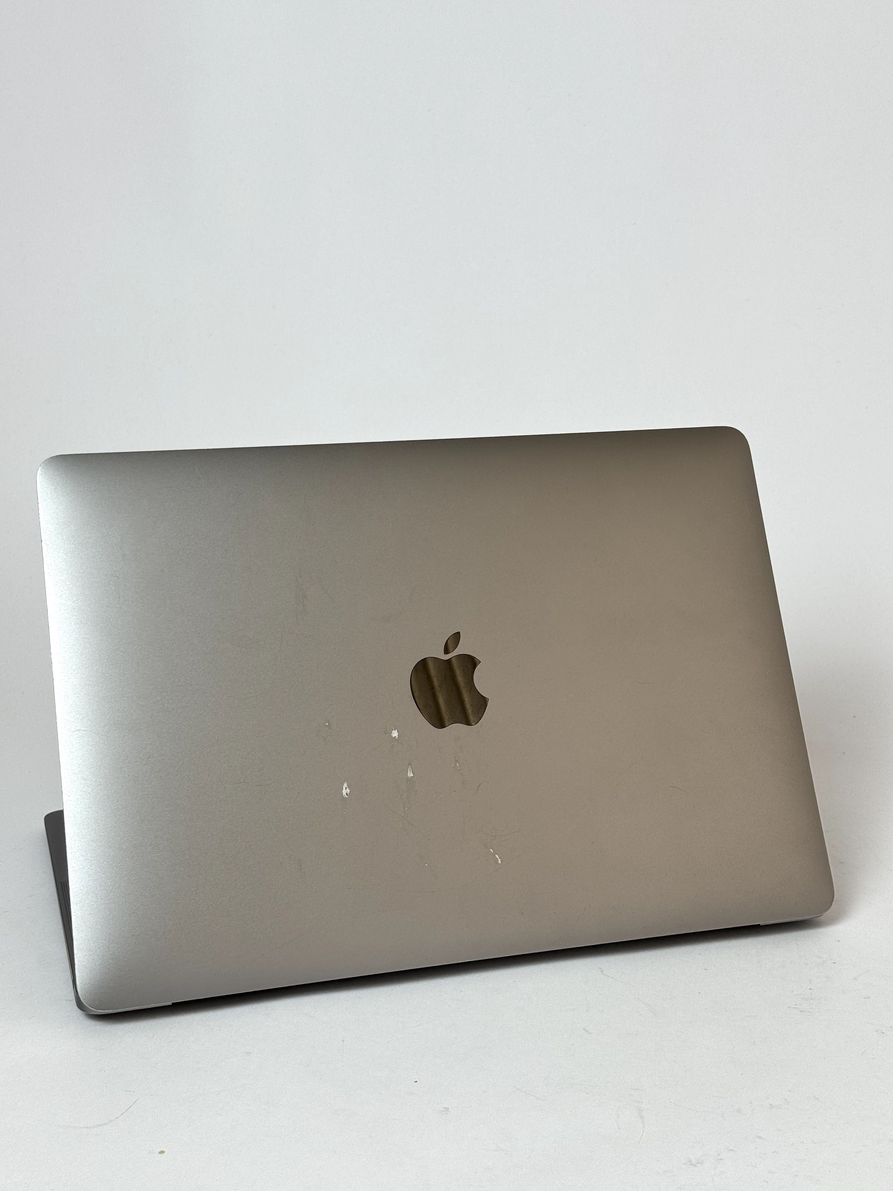 MacBook Air 13' i5 16/256 Space 2018