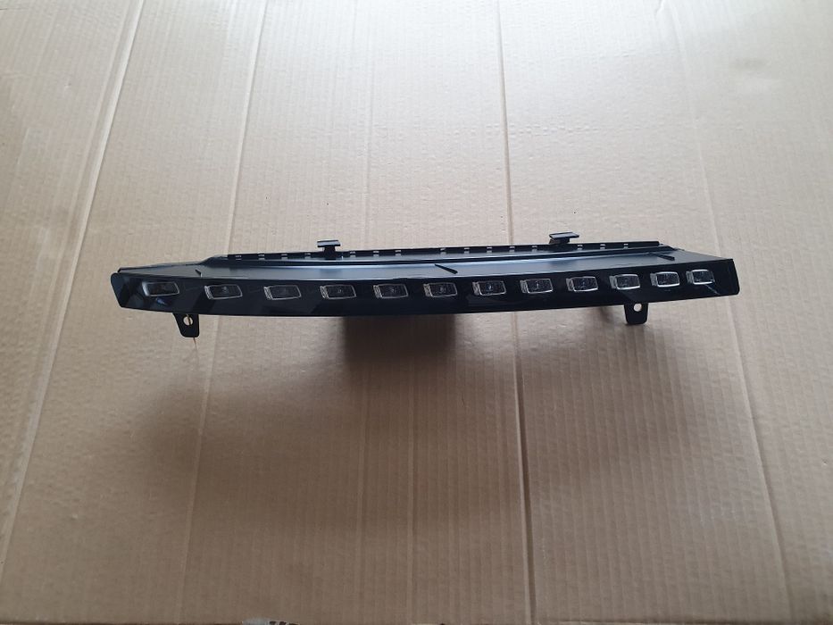 Указатель поворота вказівник поворотник поворот повторювач лед Audi Q7