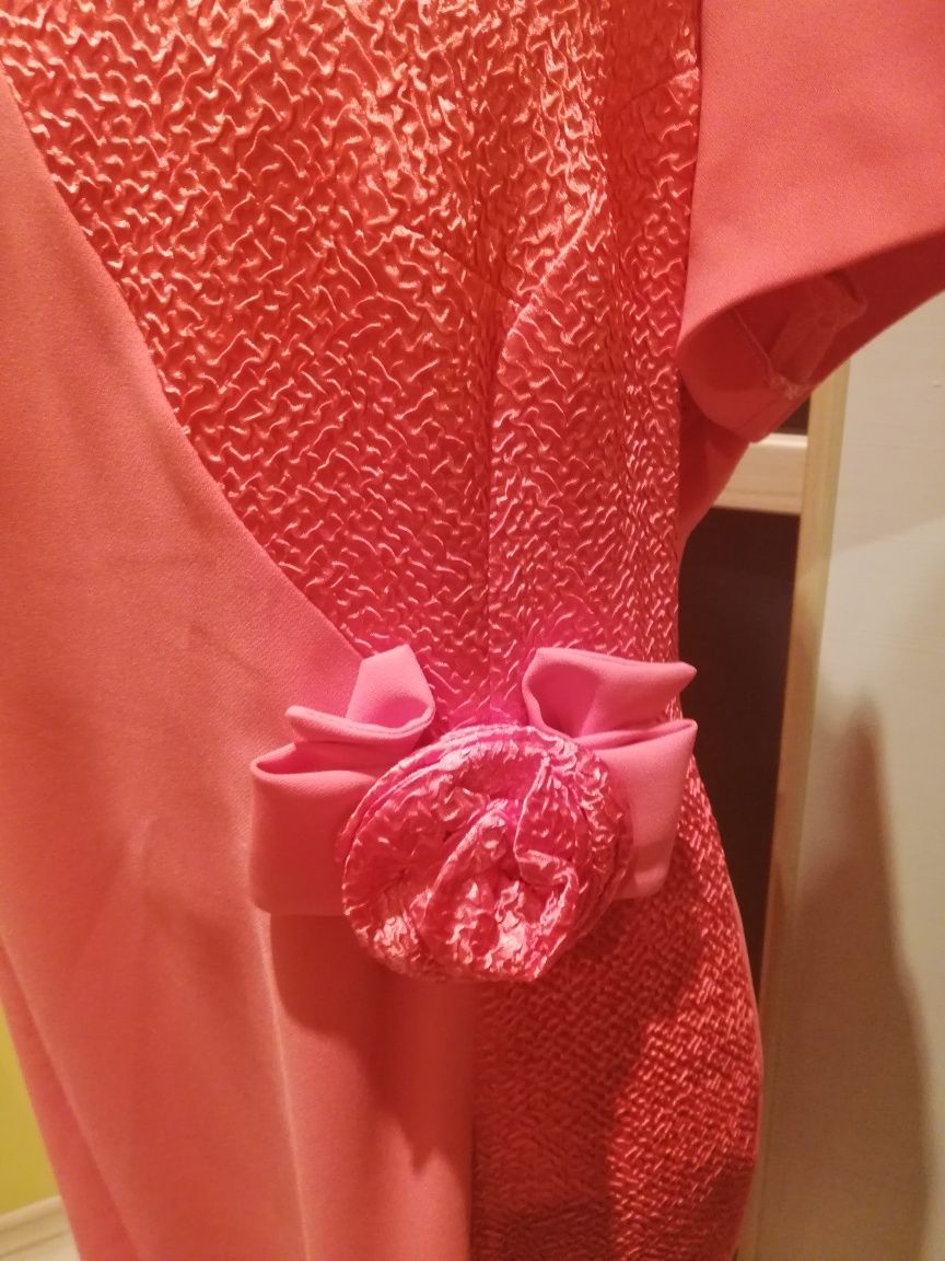 Sukienka, elegancka, wesele,ale nie tylko z krótkim rękawem, rozm. 44