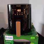 Nowy Air Fryer  beztłuszczowy firmy Philips 5000series poj. 4.1L