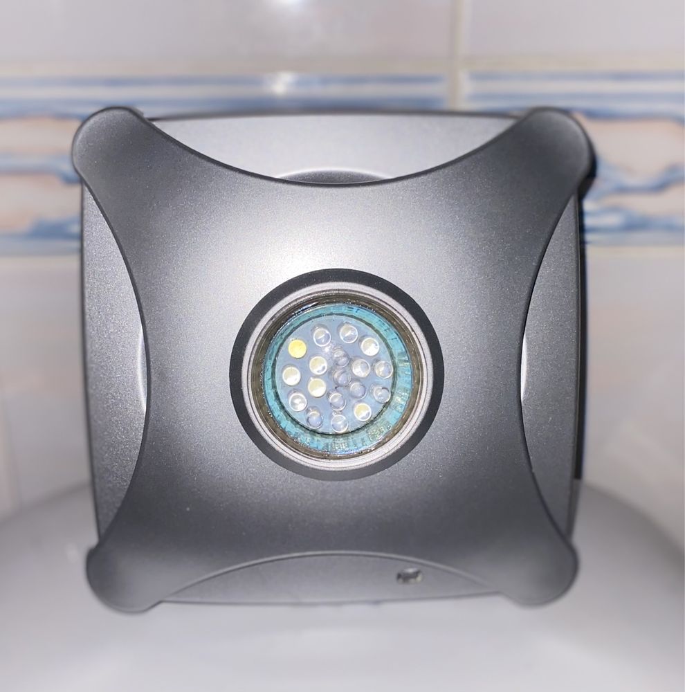 Вентилятор для ванної кімнати з підсвіткою
