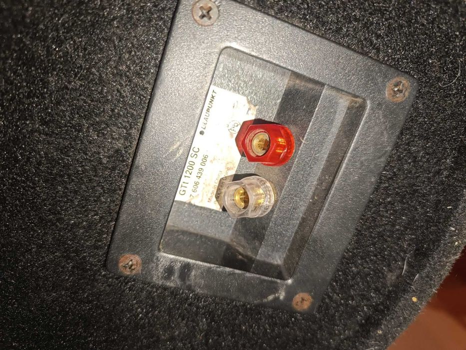 Бу Автосабвуфер та підсилювач Magnat ULTRA 2000