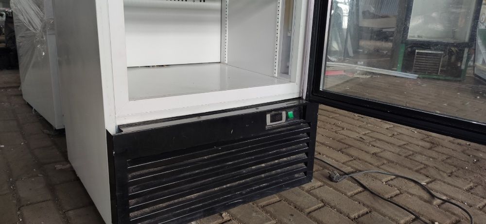 Холодильный промышленный шкаф Inter 550