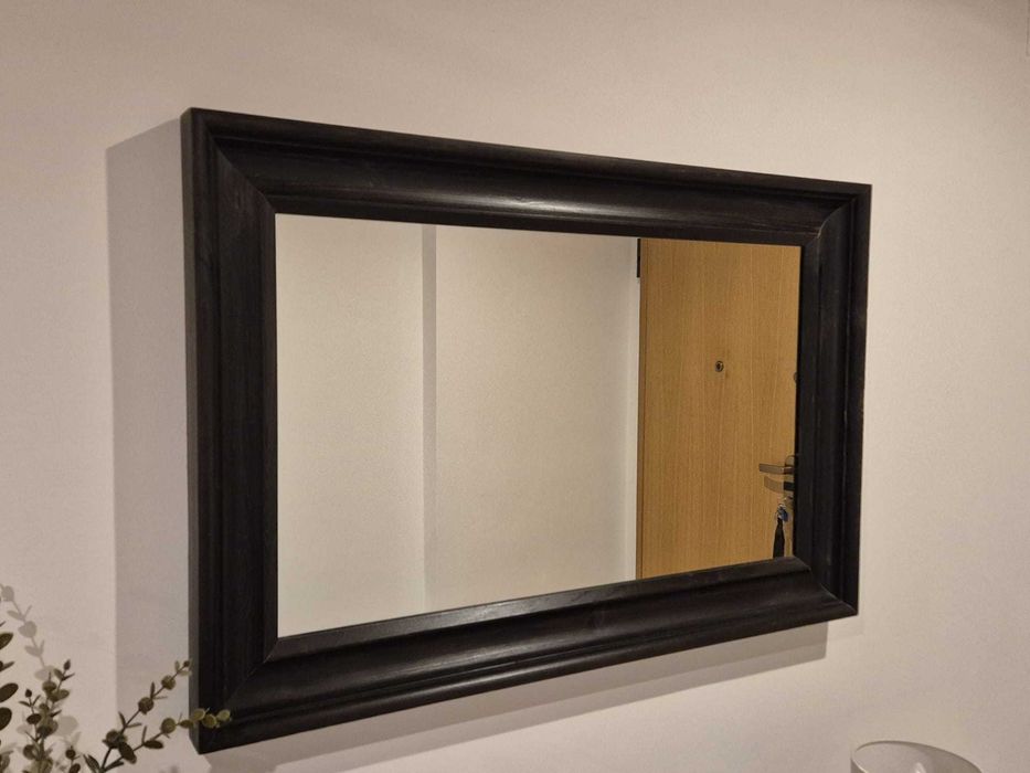 Espelho com moldura