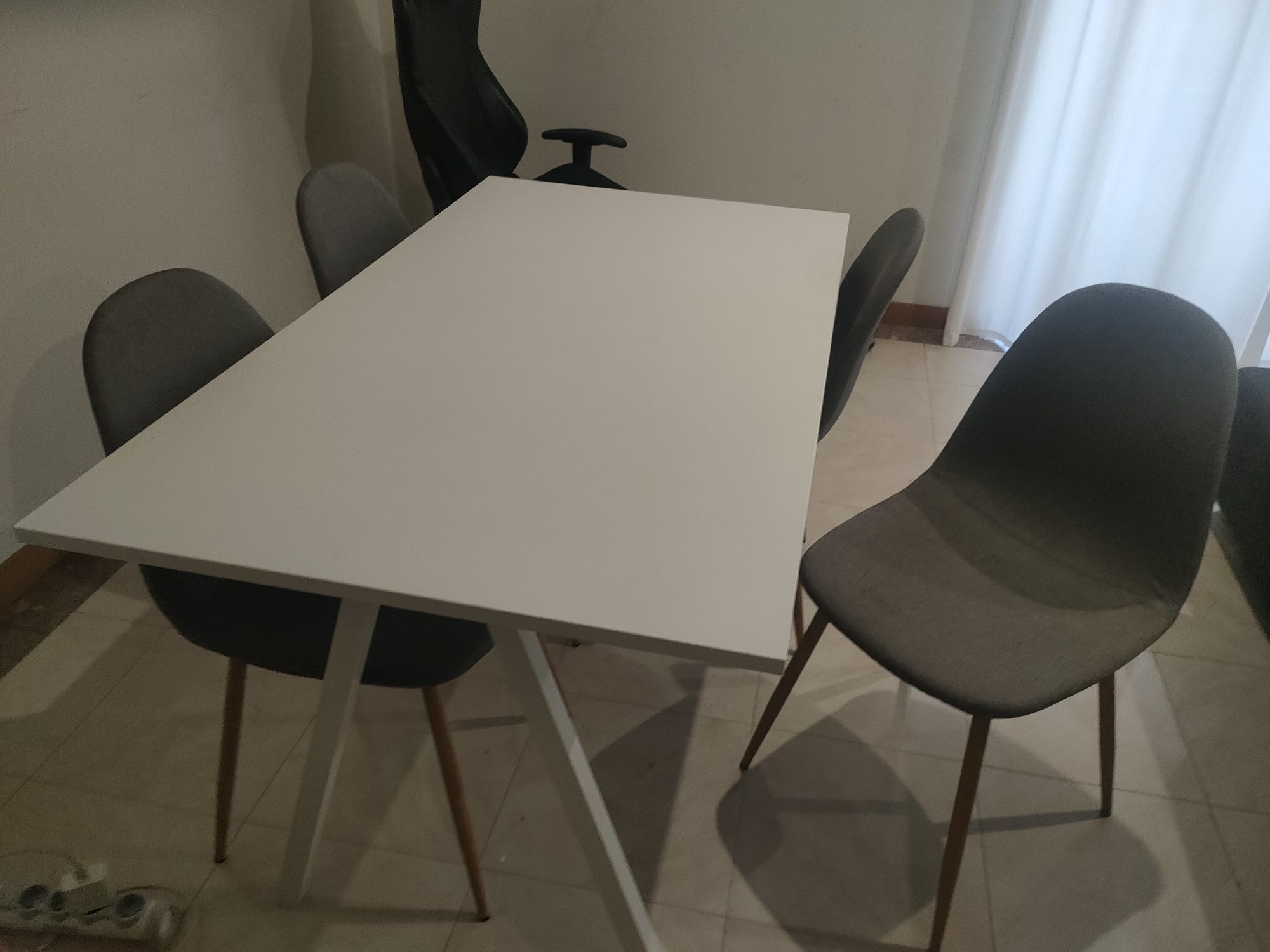 Vende mesa Secretaria