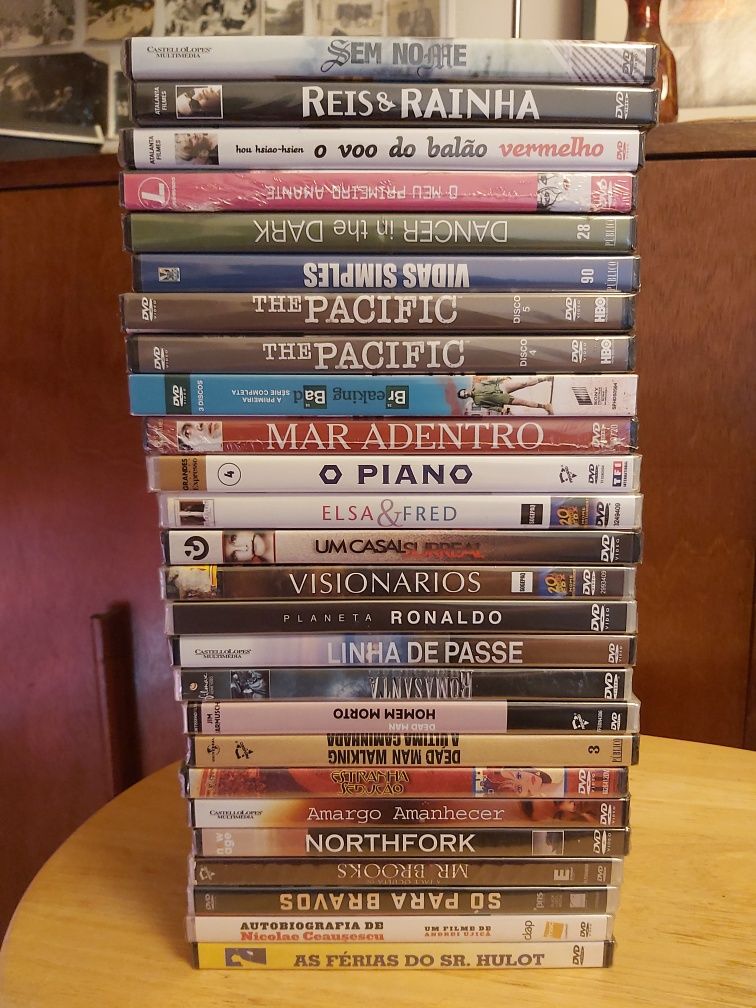 Lote de 26 DVDS novos selados apenas 20 eur