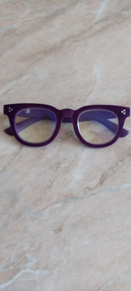 Очки с диоптрией плюс +3 (+300),оправа бархатная фиолетовая,для зрения