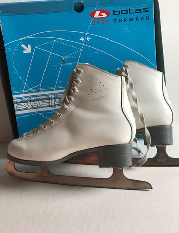 Łyżwy figurowe r. 39 Botas Nela