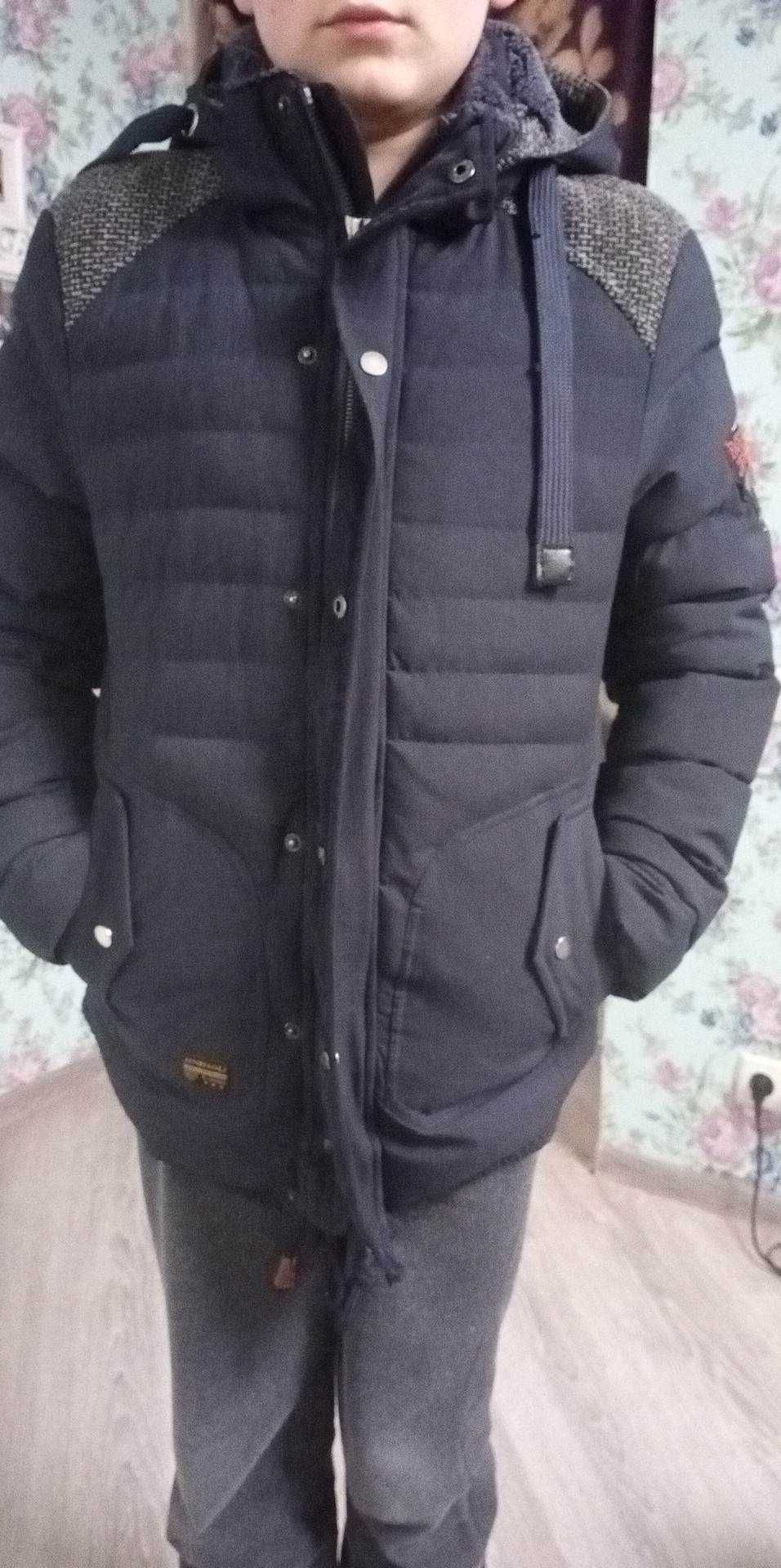 зимова куртка на хлопчика