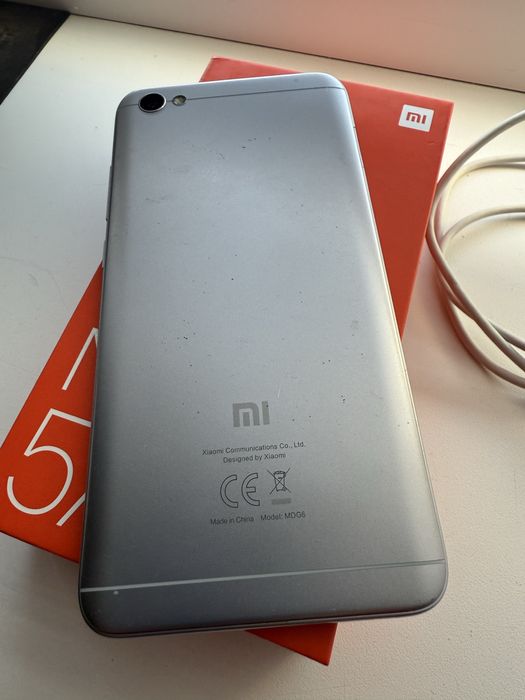 Телефон за запчасти