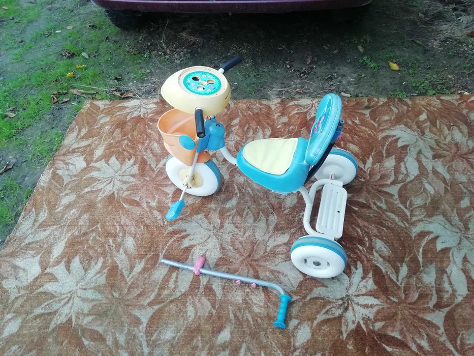 Велосипед трьохколісний з ручкою