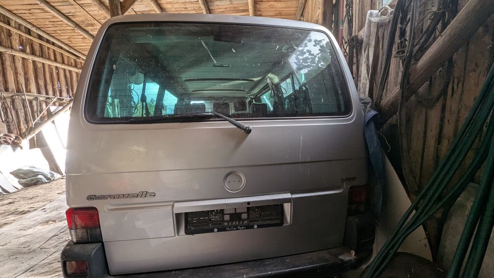 Volkswagen Caravelle 2.5 TDI 2001r 102km, na części lub w calosci