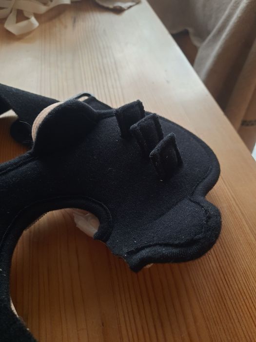 Stabilizator nadgartska dłoni palców