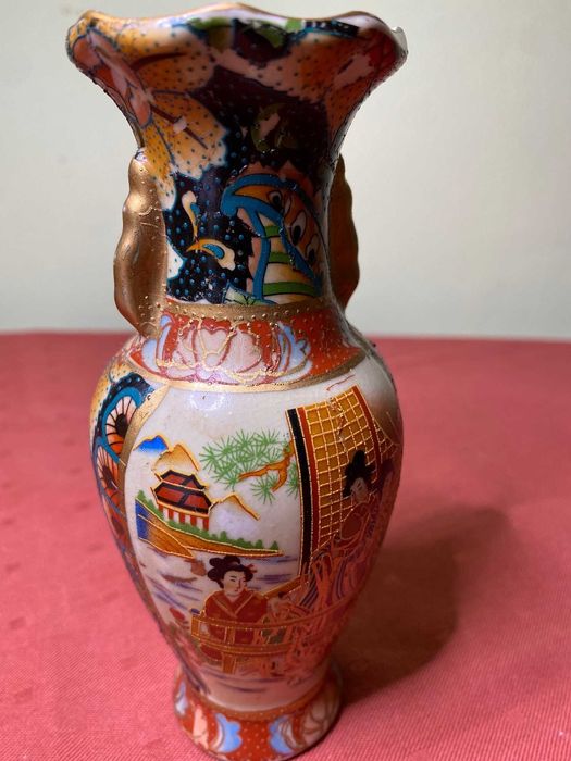 Wazon Porcelanowy / 2 /