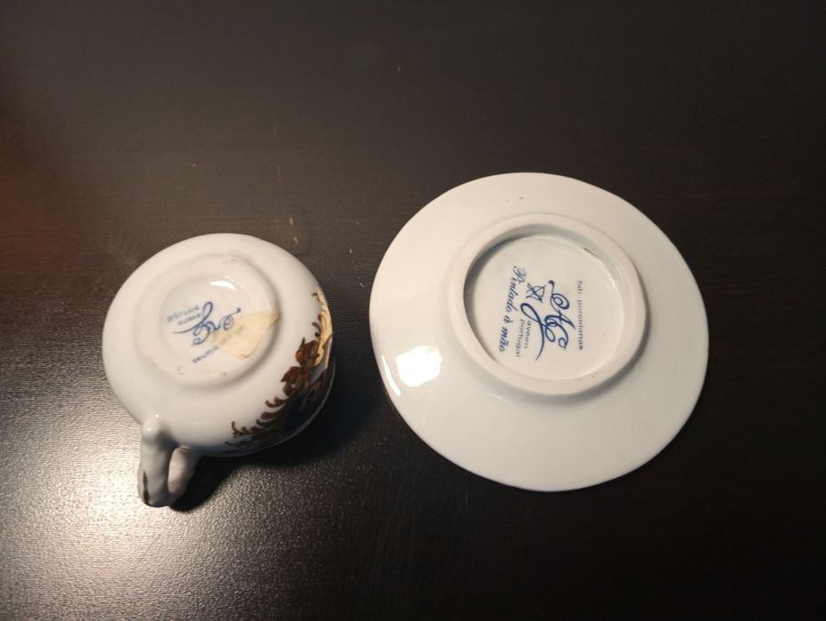 chavena e pires de porcelana de coleção -  Aveiro -  pintada a mão