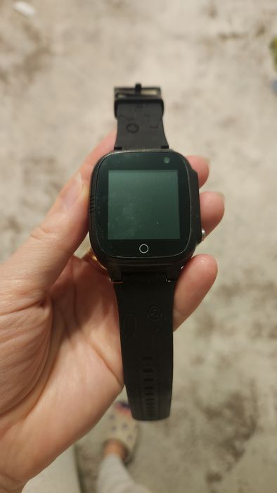 Смарт-часы AmiGo GPS