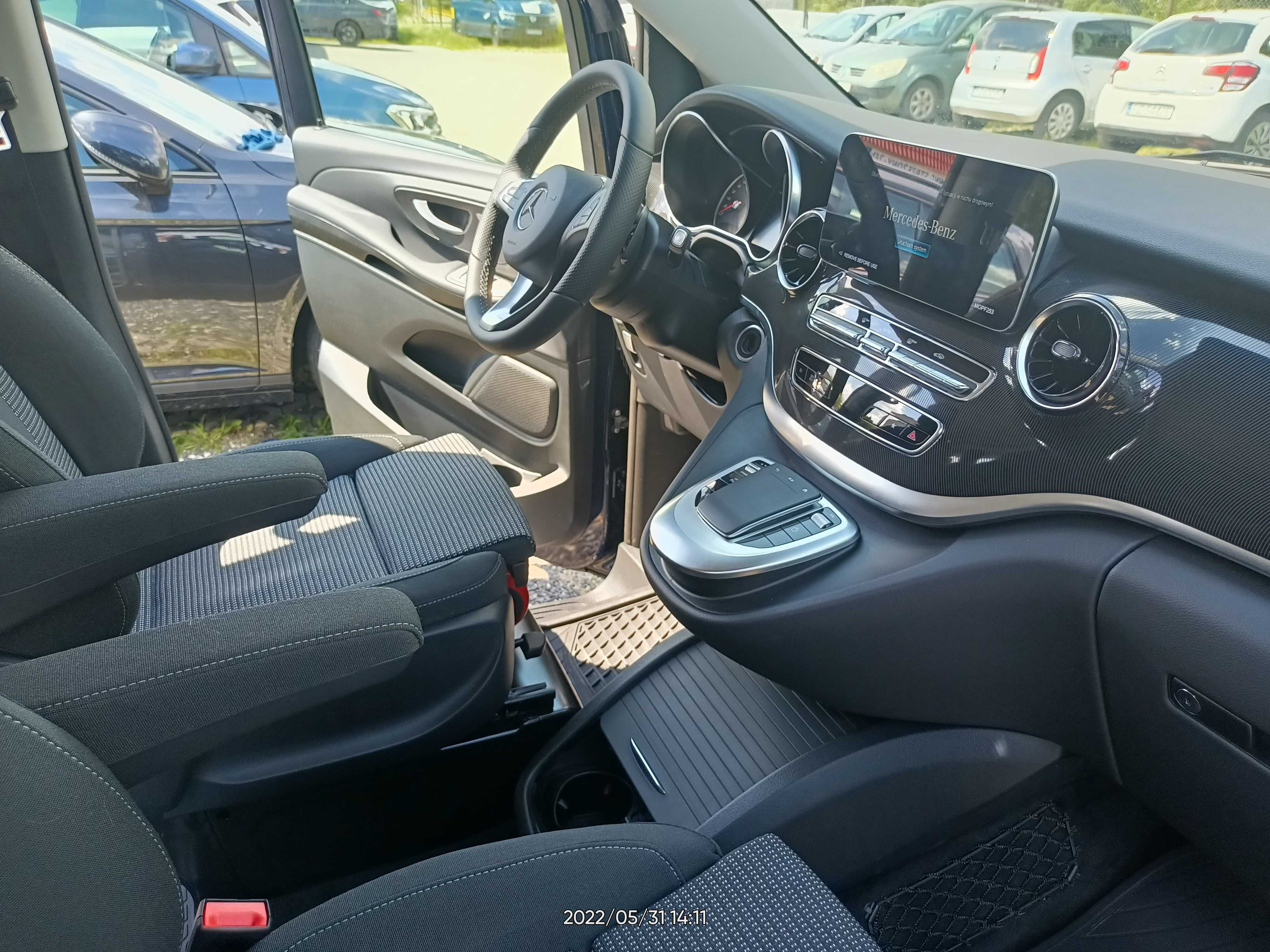 Wypożycz wynajem busów i Californi 4,7,8,9 os. Mercedes, VW  Sz-cz