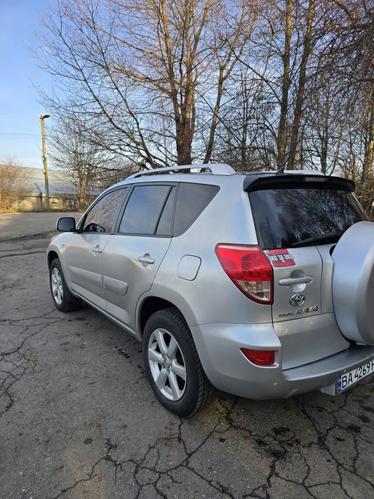 Продам Toyota Rav4 4x4. 6750$