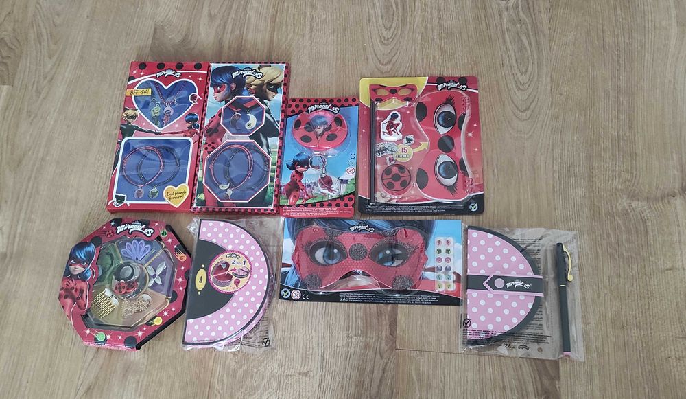 Zestaw gadżetów nr.2 - Miraculous
