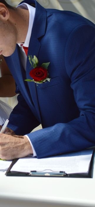 Продам костюм в клеточку синий