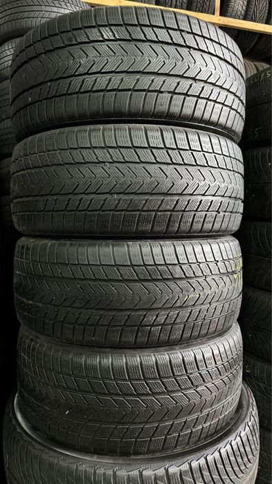 R17 235/45 GripMax SureGrip Pro Winter