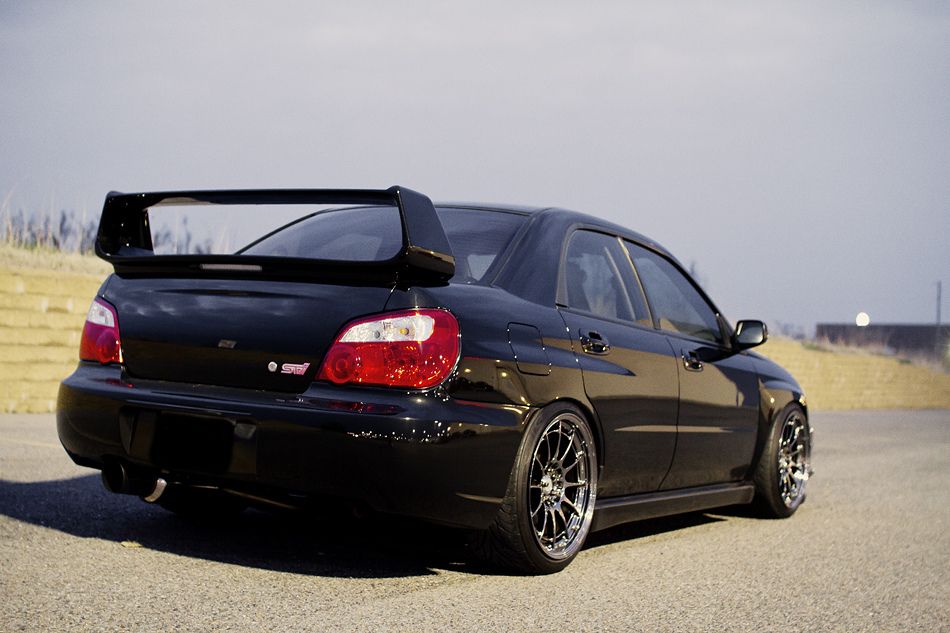 SUBARU Impreza STI WRX Lotka Spoiler Klapa