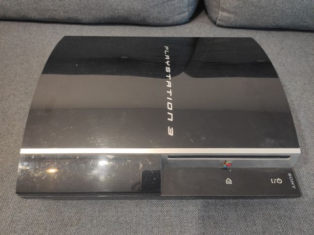 PlayStation 3 500gb + move + 4 gry